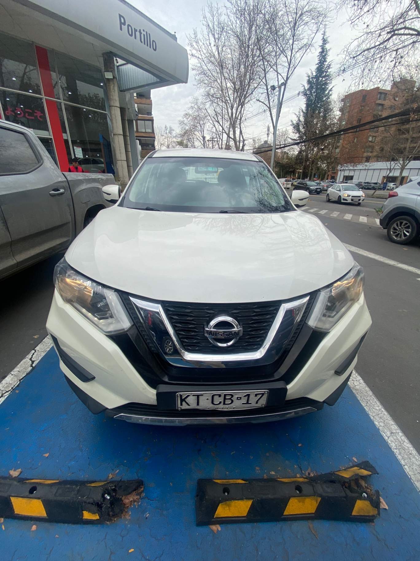 NISSAN - 2