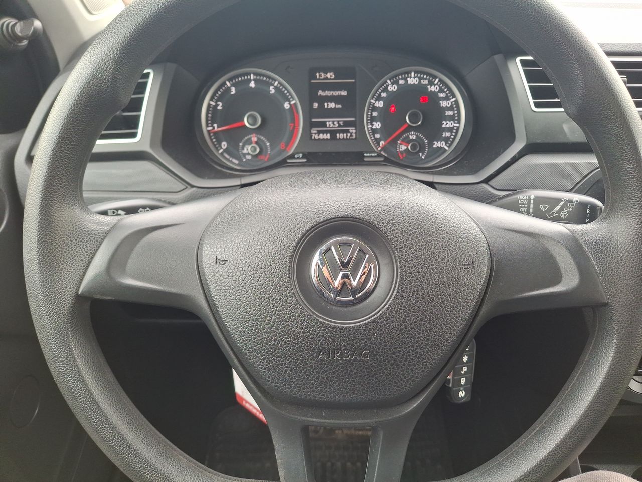 VOLKSWAGEN - 13