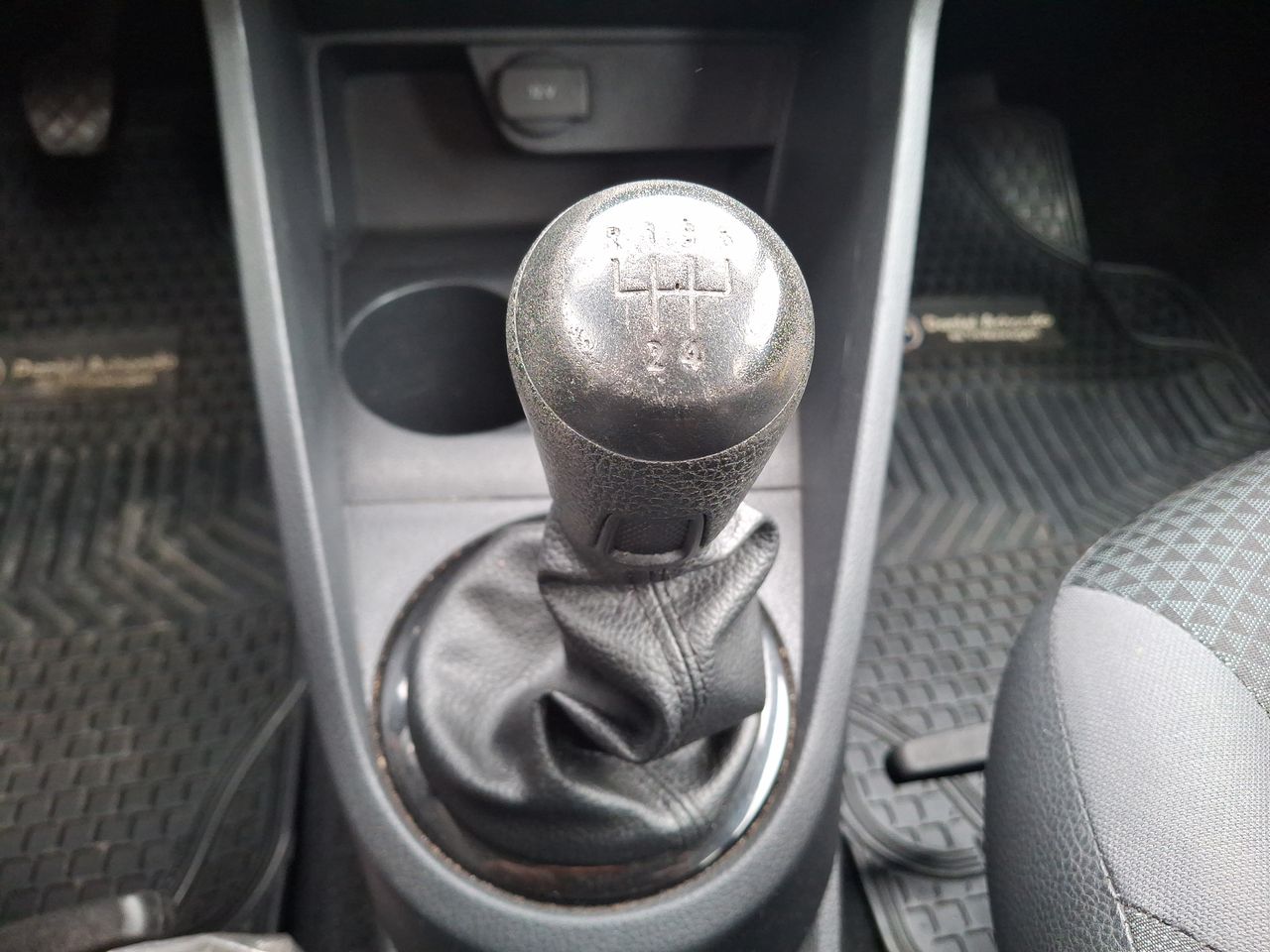 VOLKSWAGEN - 16