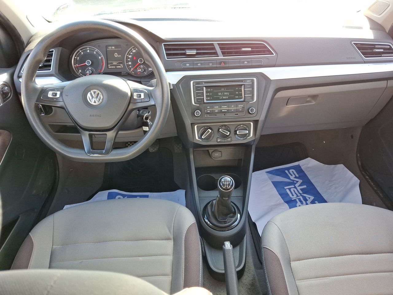 VOLKSWAGEN - 30