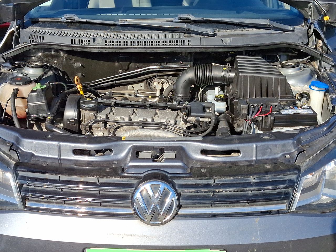 VOLKSWAGEN - 18