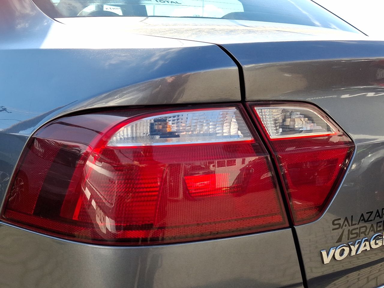 VOLKSWAGEN - 20