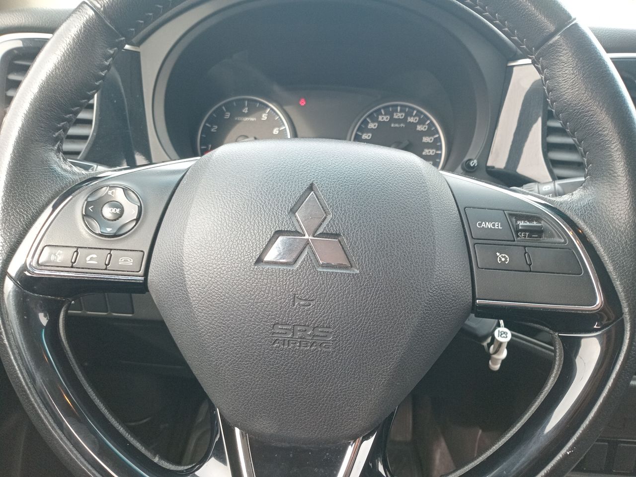 MITSUBISHI - 16