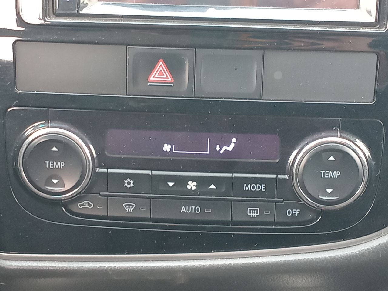 MITSUBISHI - 20