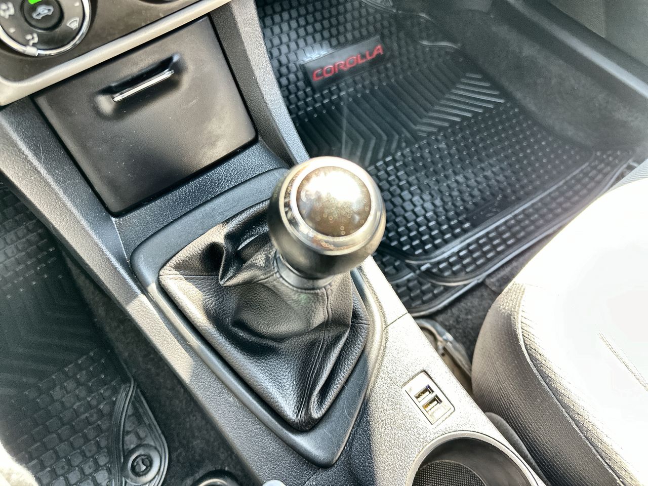 TOYOTA - 32
