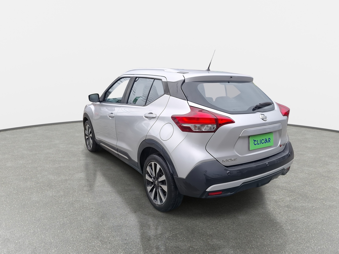 NISSAN - 5