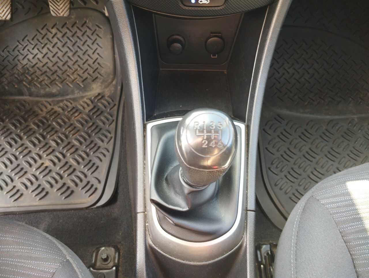 HYUNDAI - 31