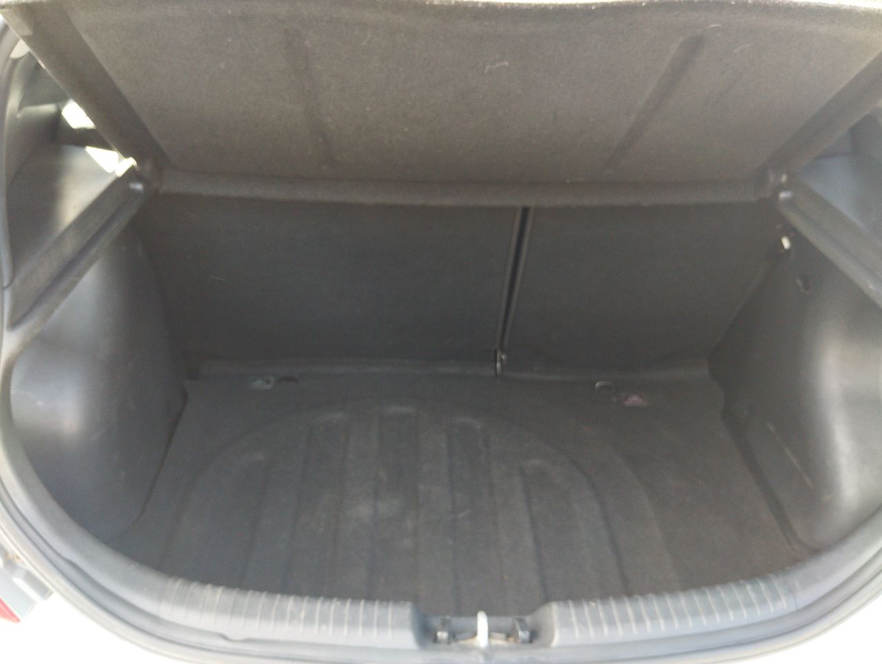 HYUNDAI - 21