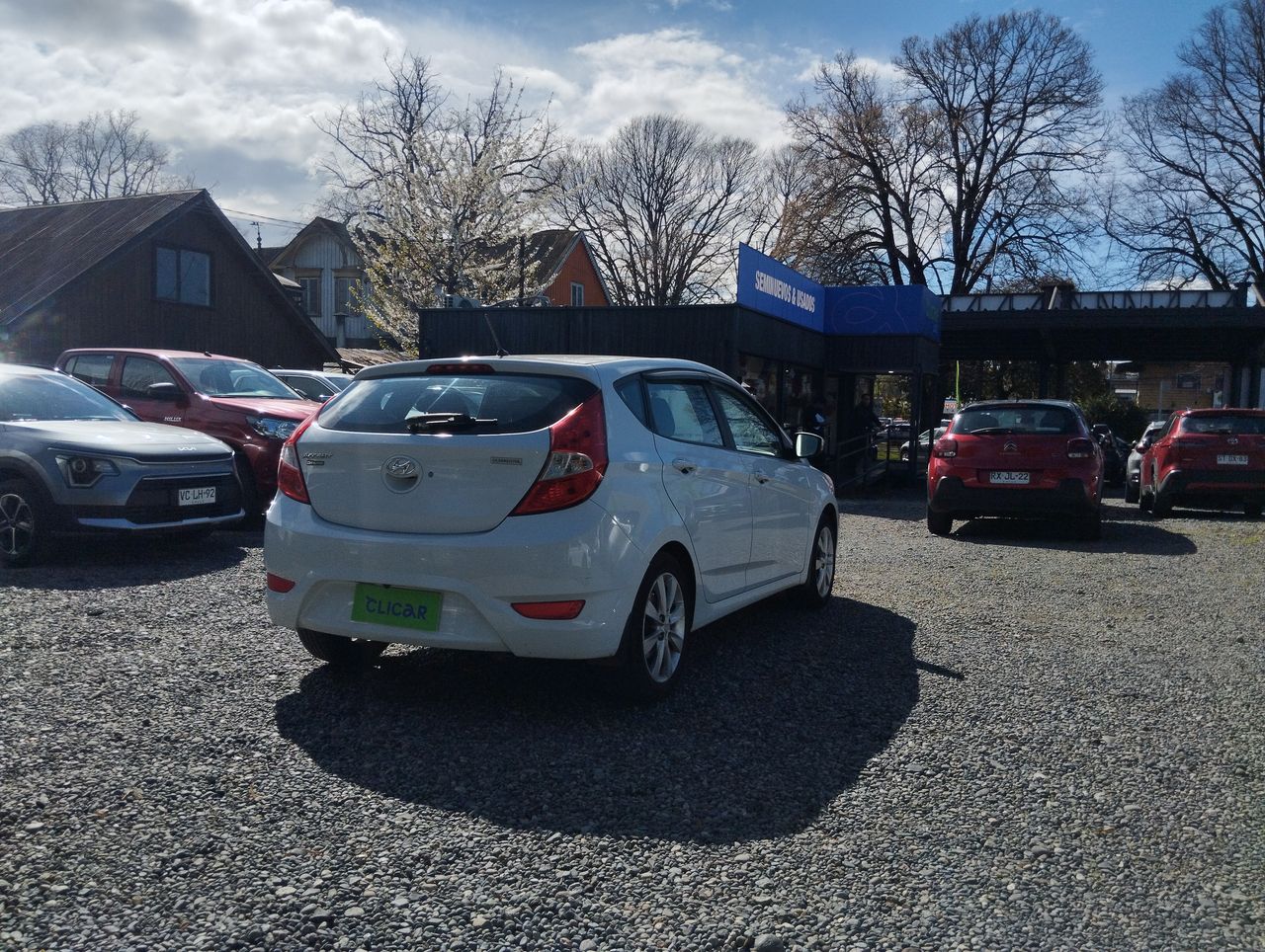 HYUNDAI - 1