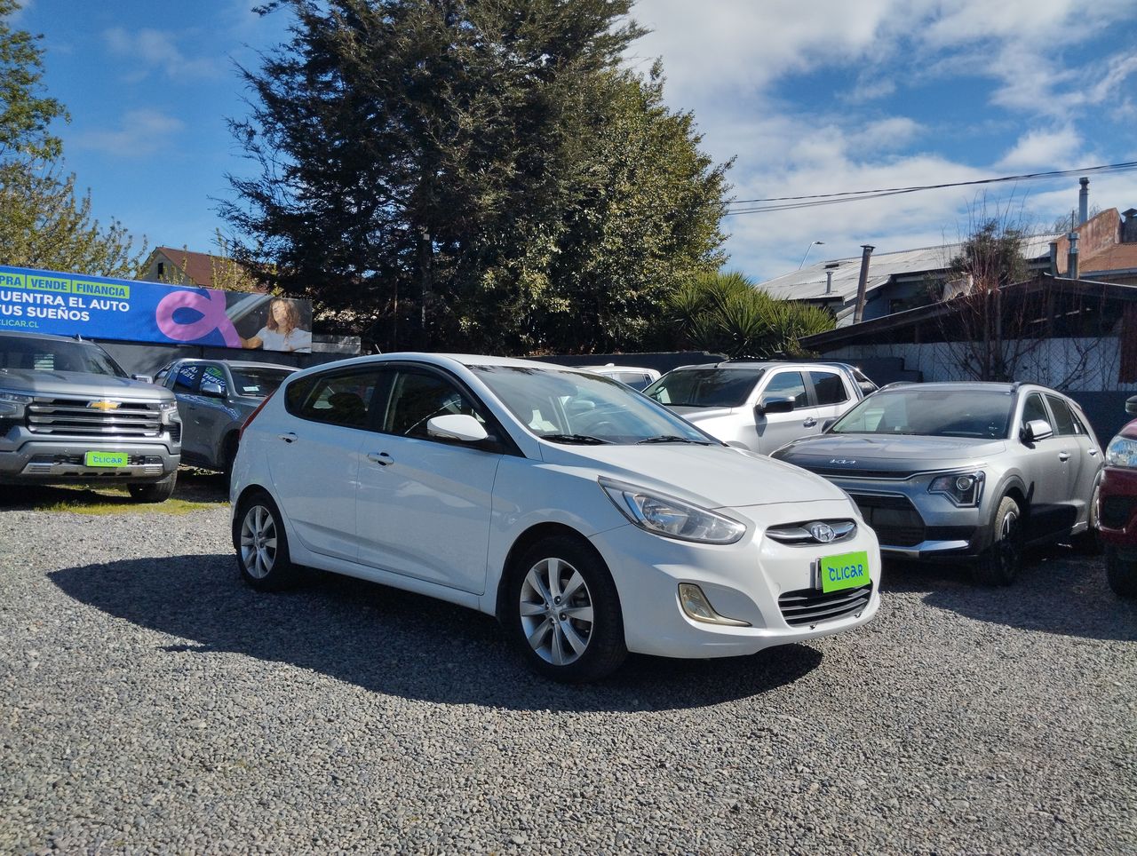 HYUNDAI - 3