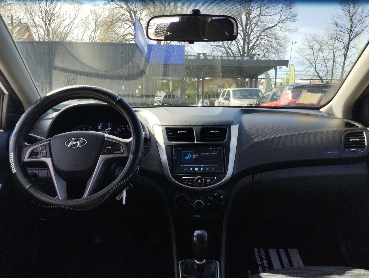 HYUNDAI - 9
