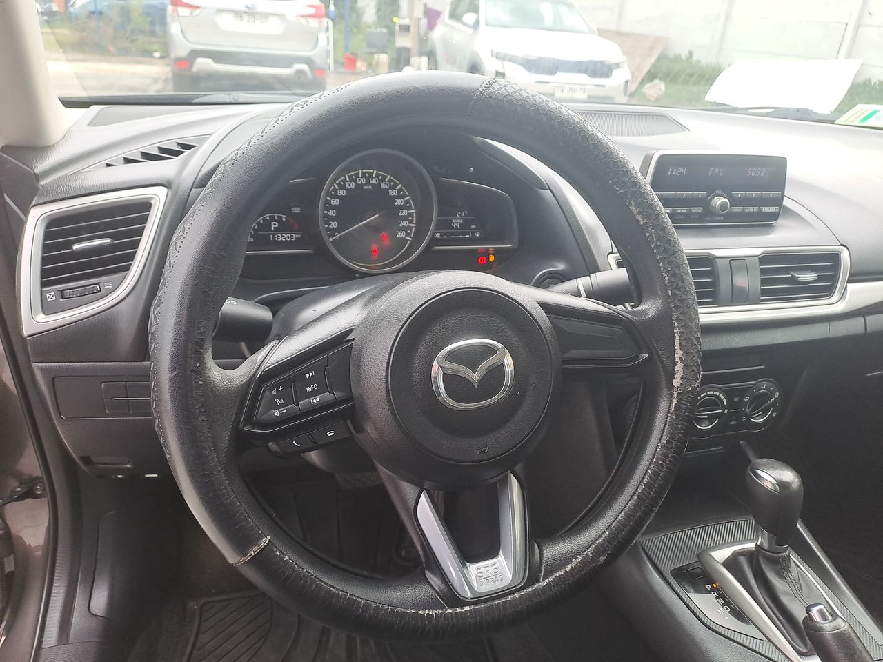 Mazda 3 — foto 11 de 18