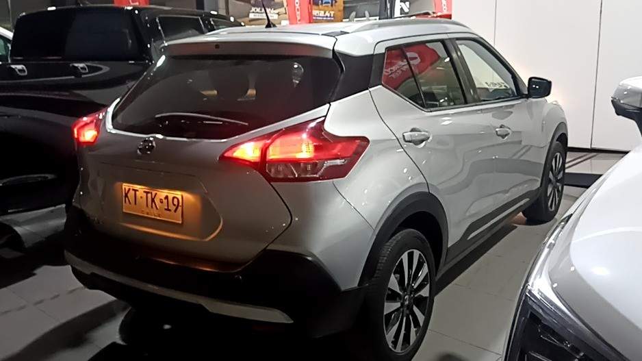 NISSAN - 4