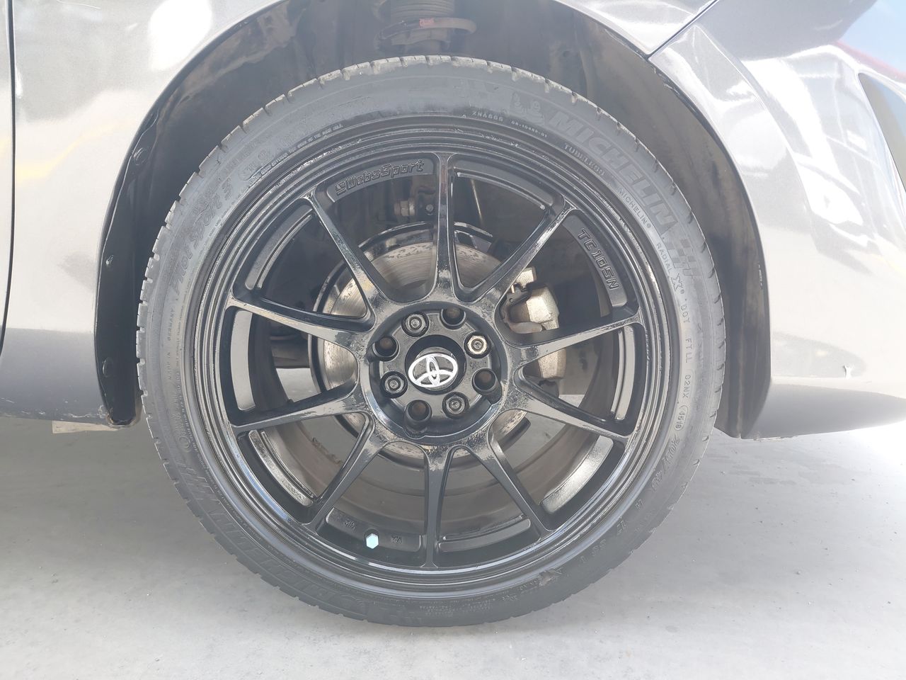 Toyota Yaris — foto 18 de 34