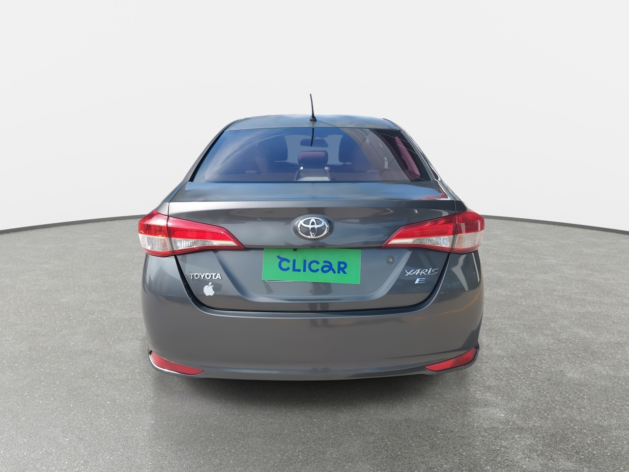 Toyota Yaris — foto 7 de 34