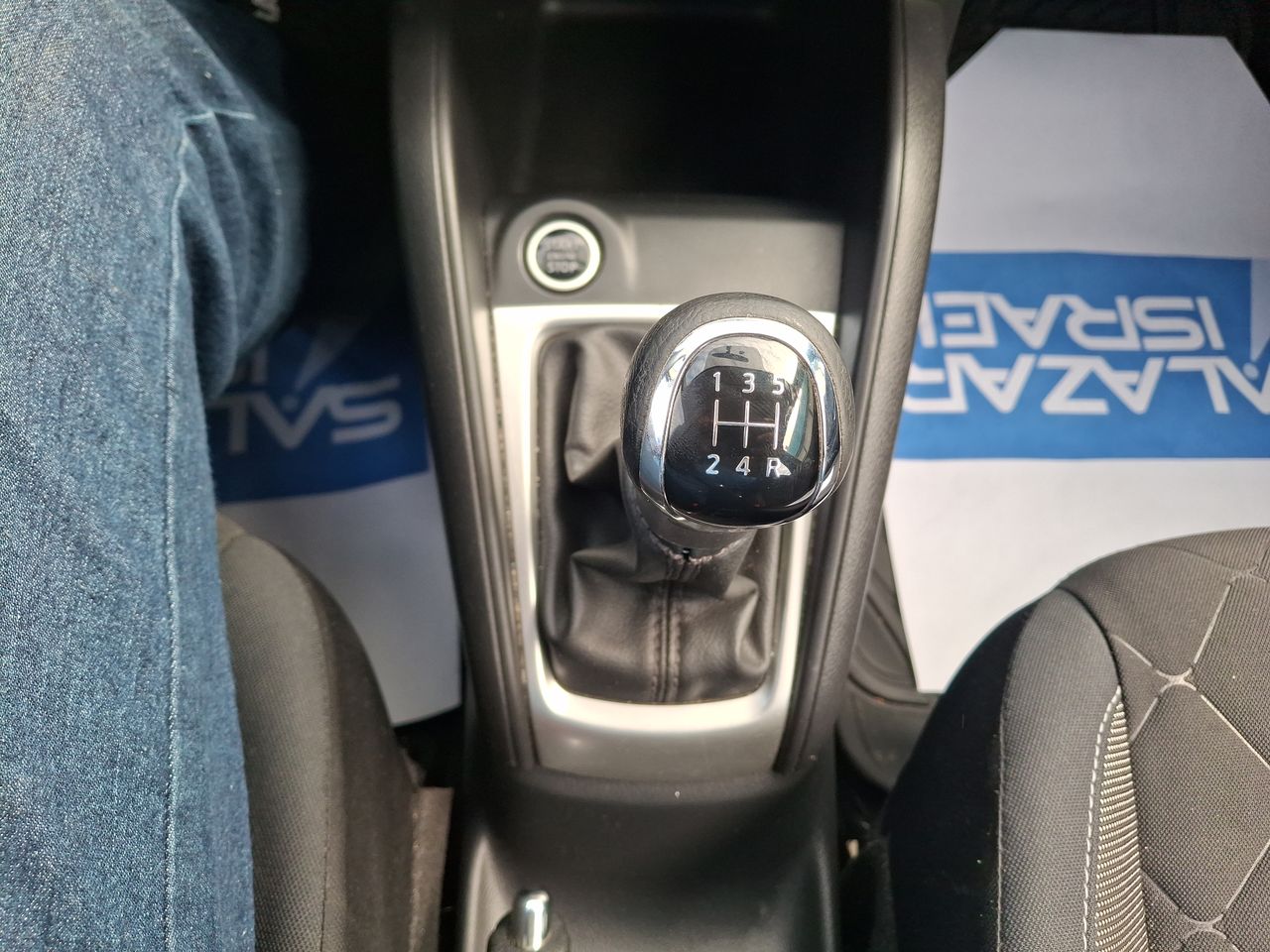 NISSAN - 28