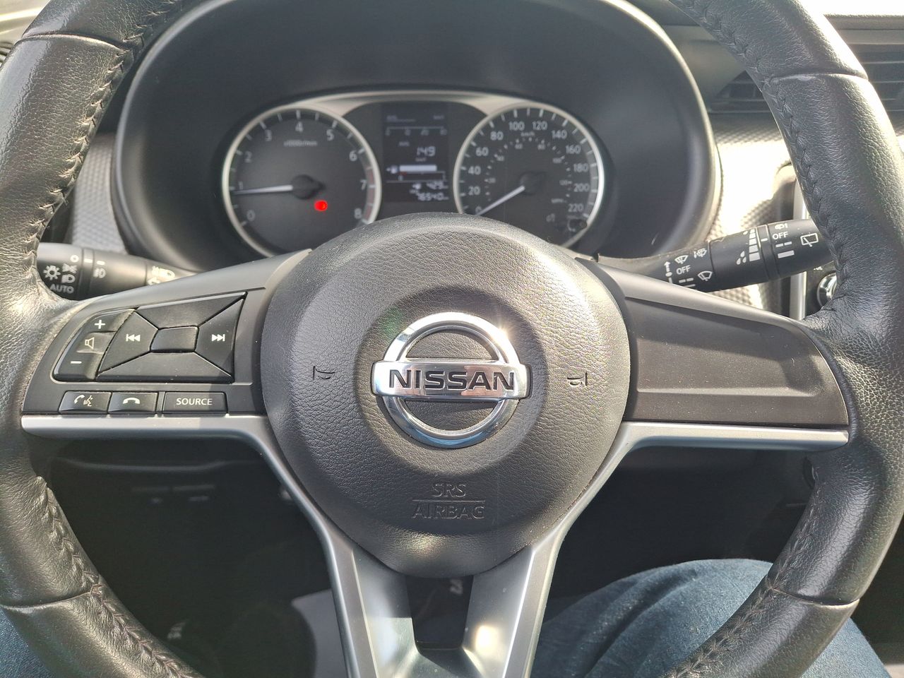 NISSAN - 24