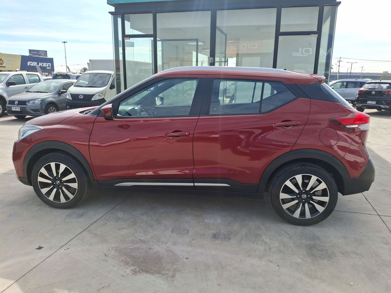 NISSAN - 4