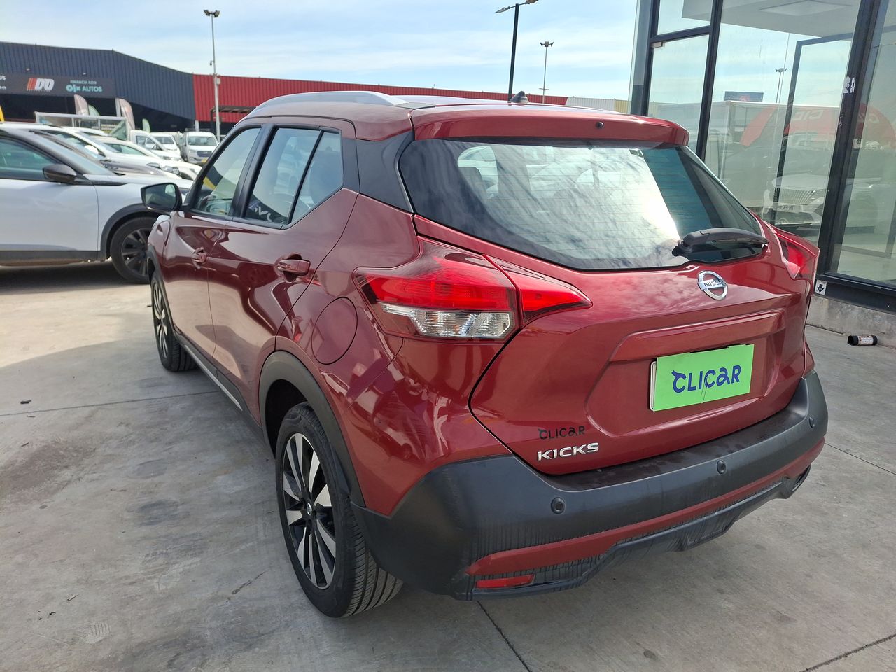 NISSAN - 5