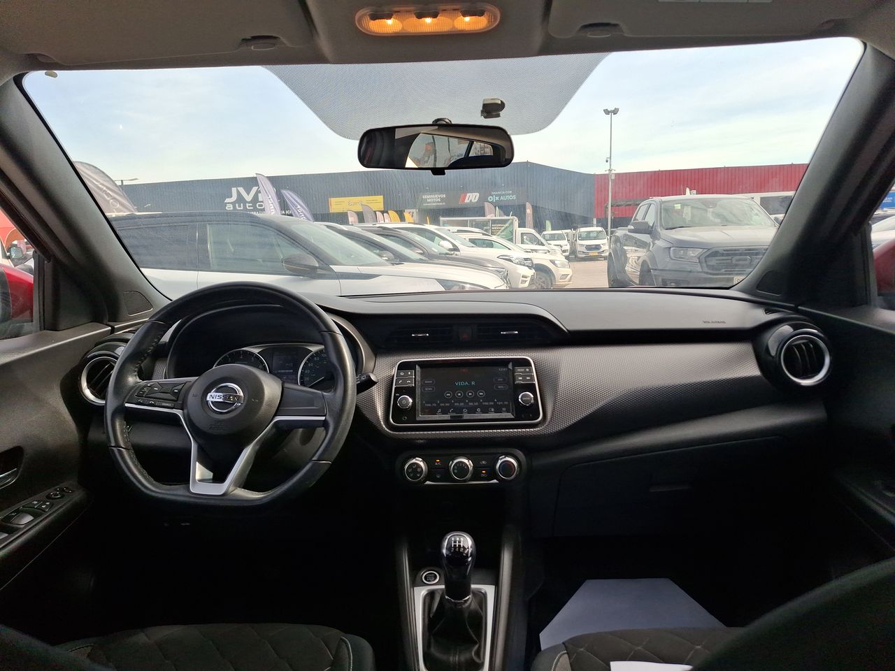 NISSAN - 9