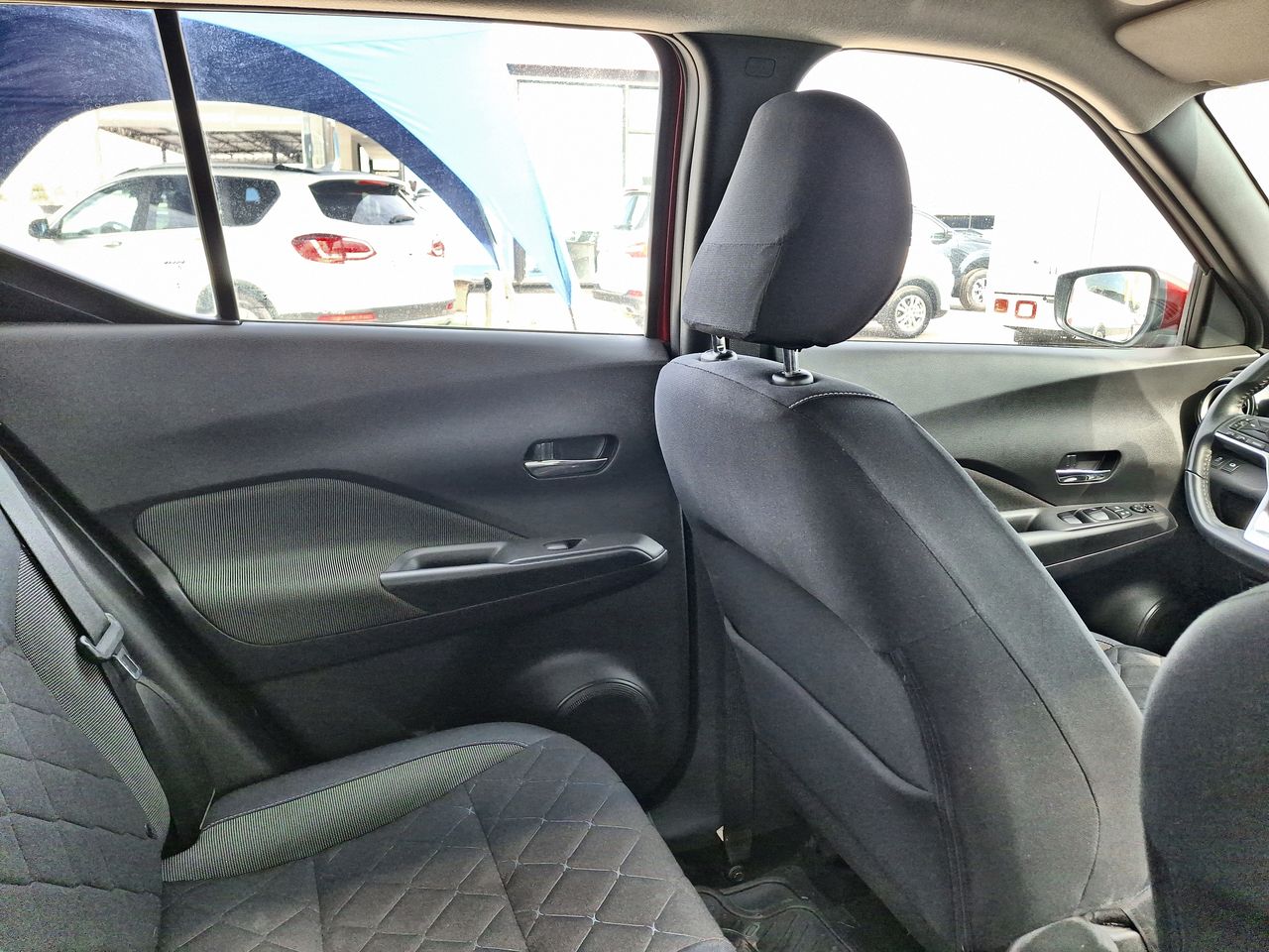 NISSAN - 15