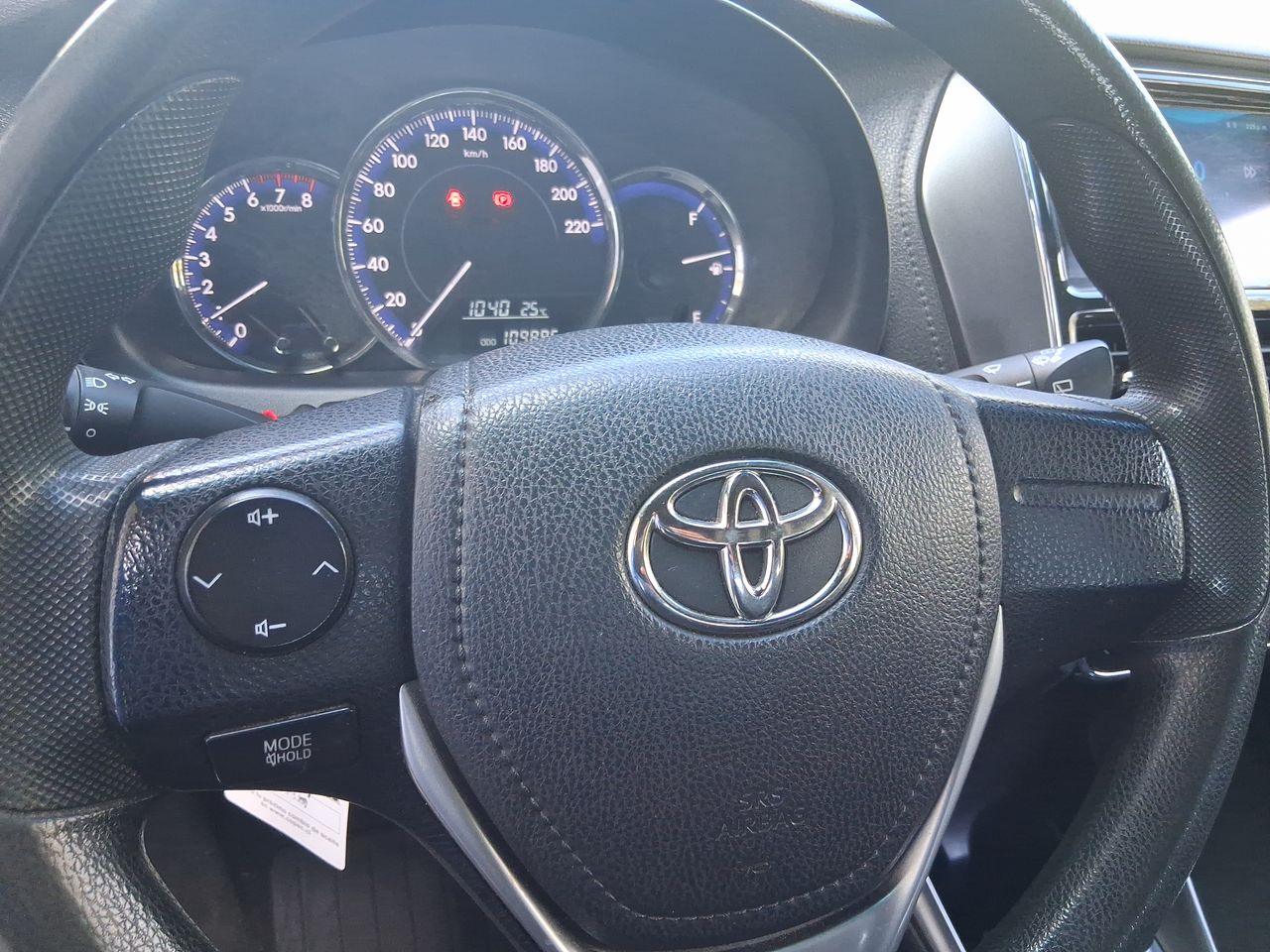 TOYOTA - 22
