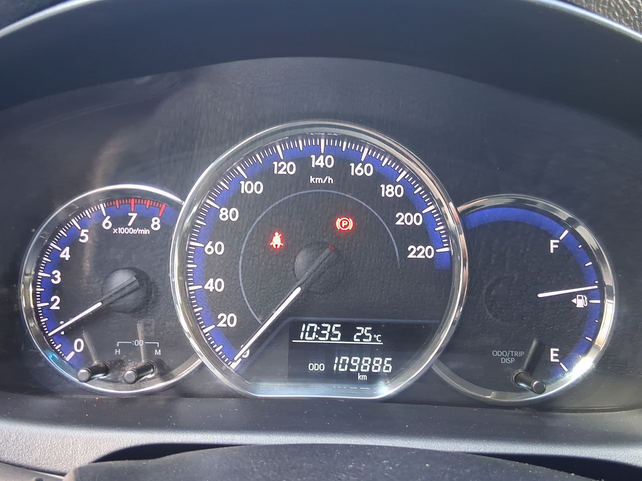TOYOTA - 23