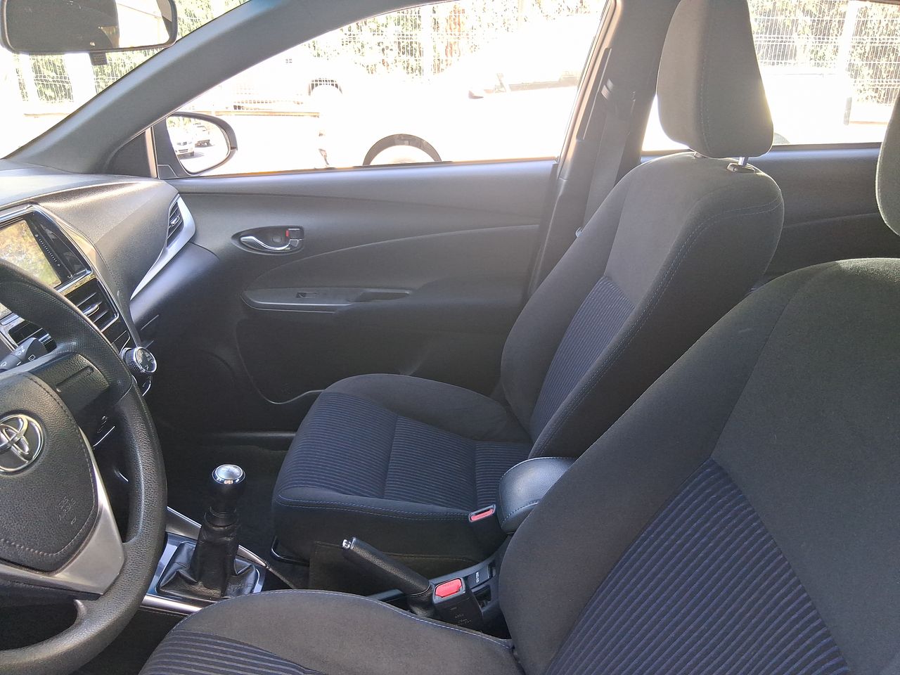 TOYOTA - 8