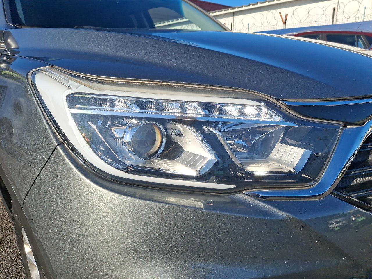 SSANGYONG - 18