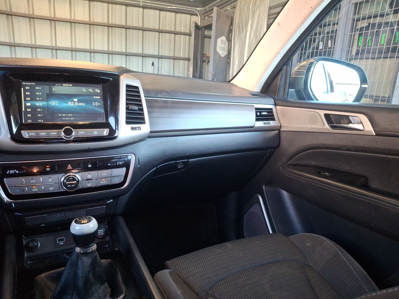 SSANGYONG - 10