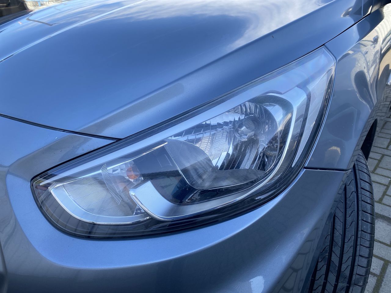 HYUNDAI - 17