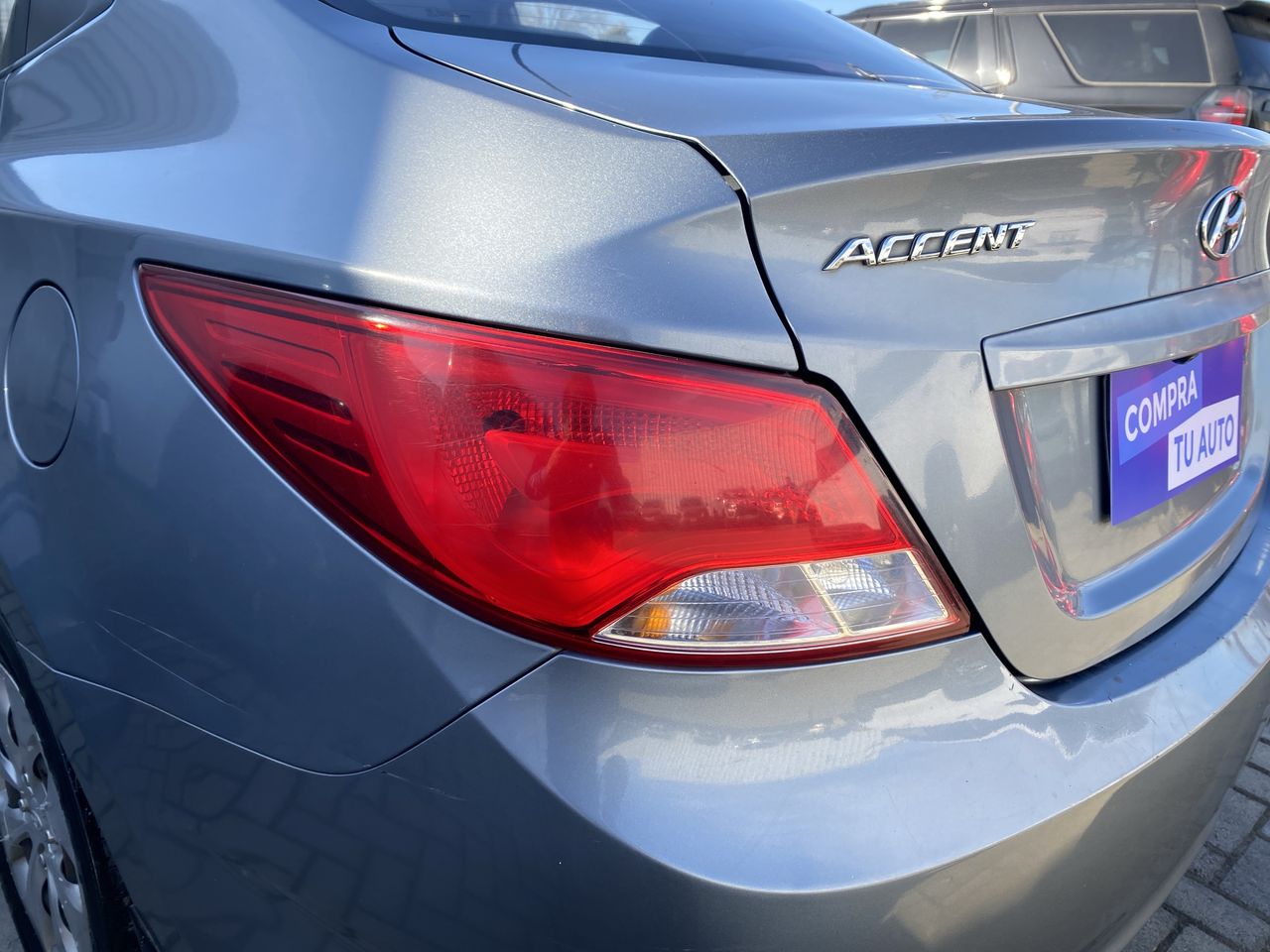 HYUNDAI - 19