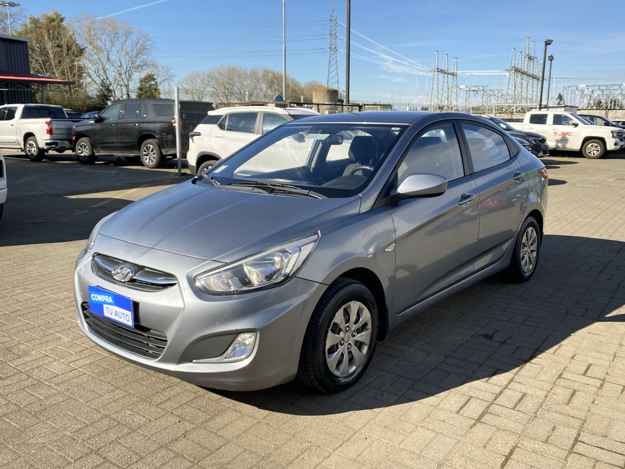 HYUNDAI - 3