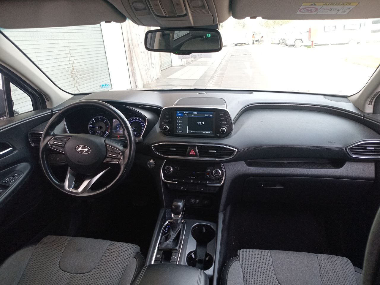 HYUNDAI - 30