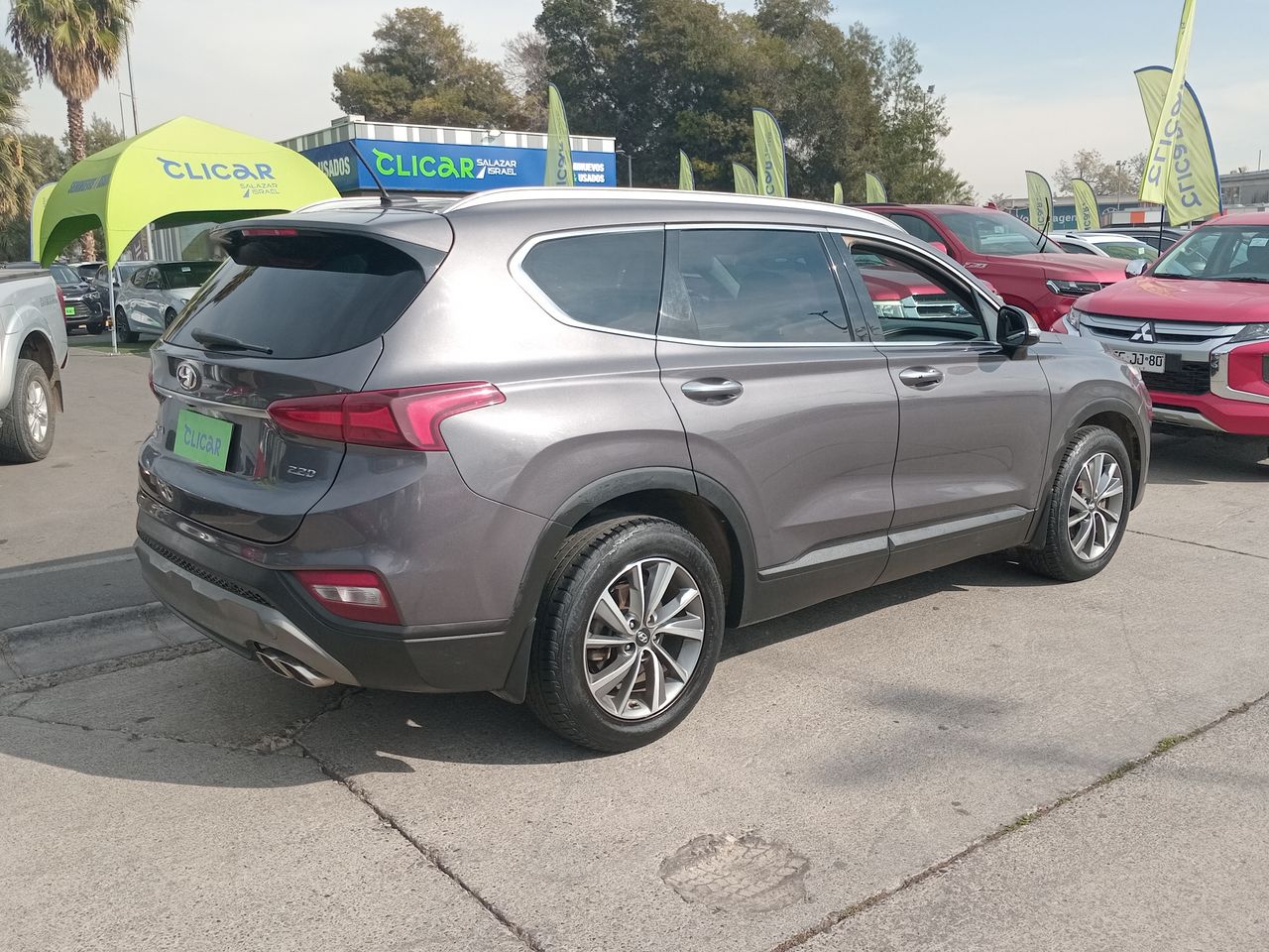 HYUNDAI - 7
