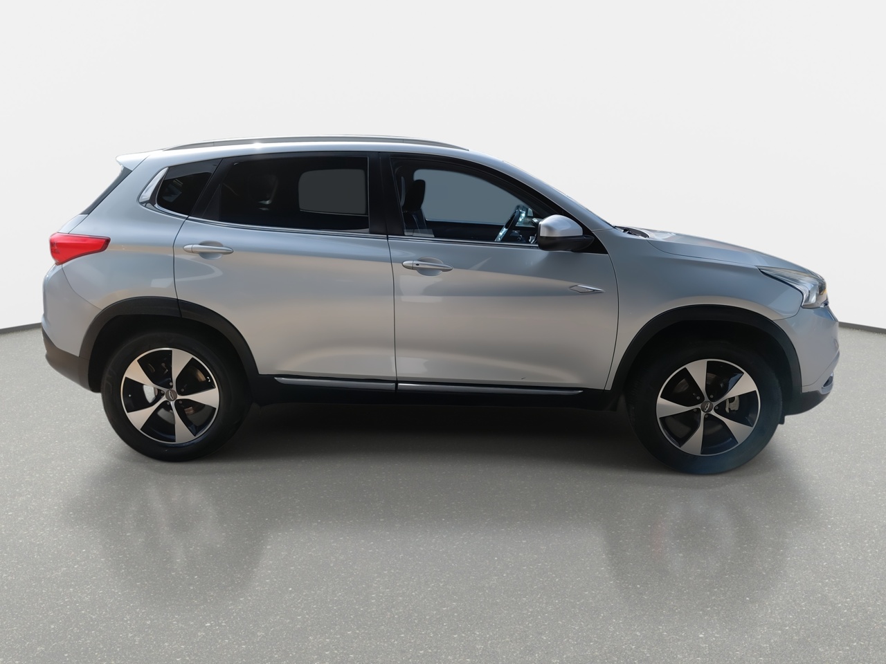 Chery Tiggo 7 — foto 9 de 34