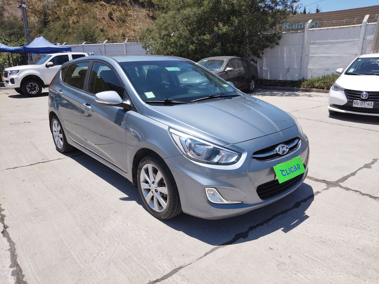 HYUNDAI - 1
