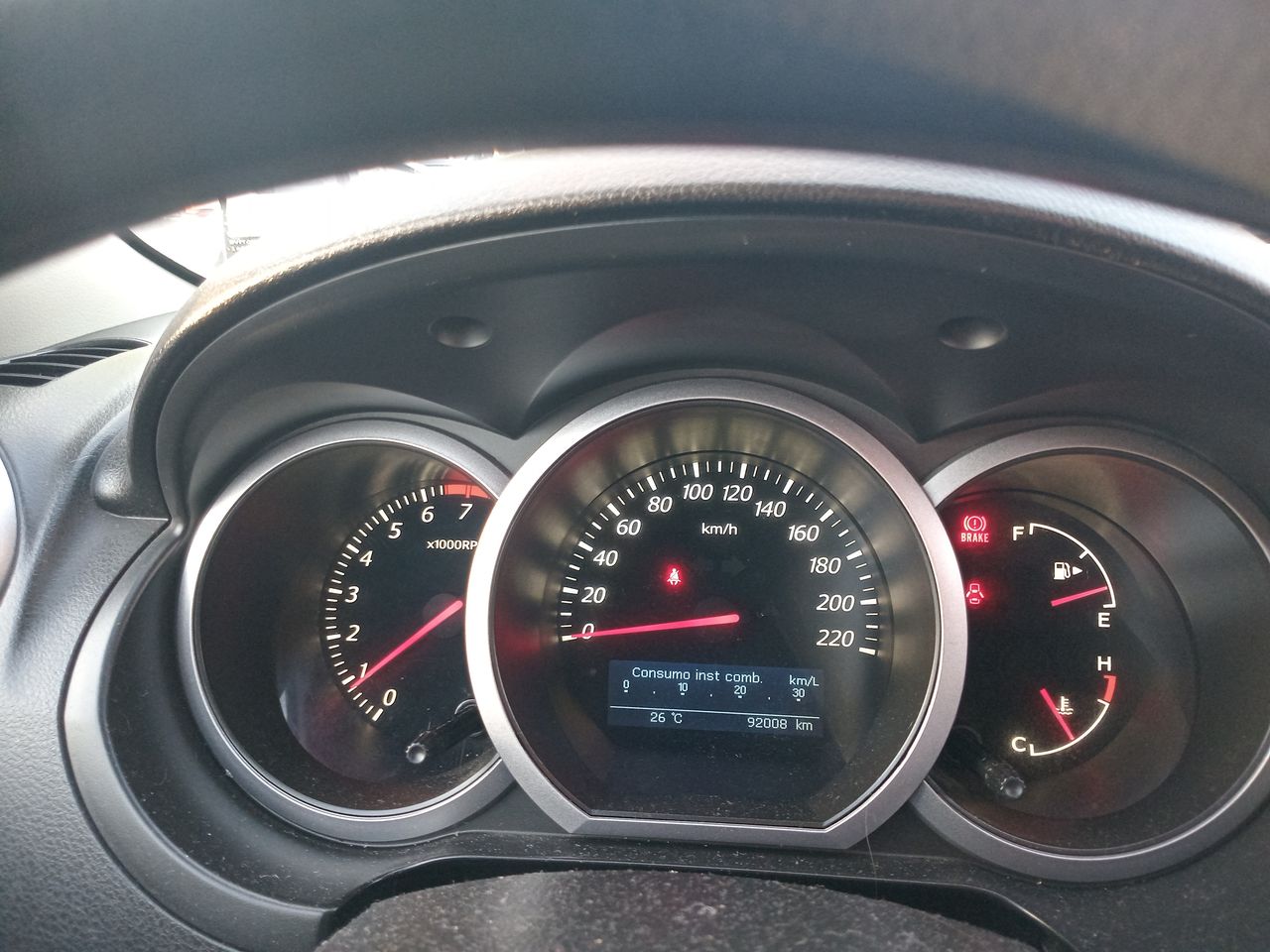 Suzuki Grand Vitara — foto 19 de 26