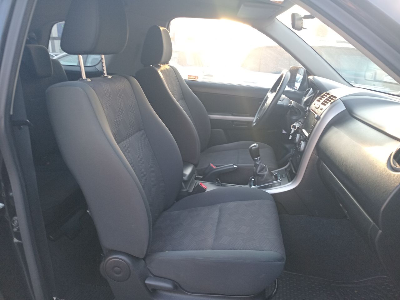 Suzuki Grand Vitara — foto 24 de 26