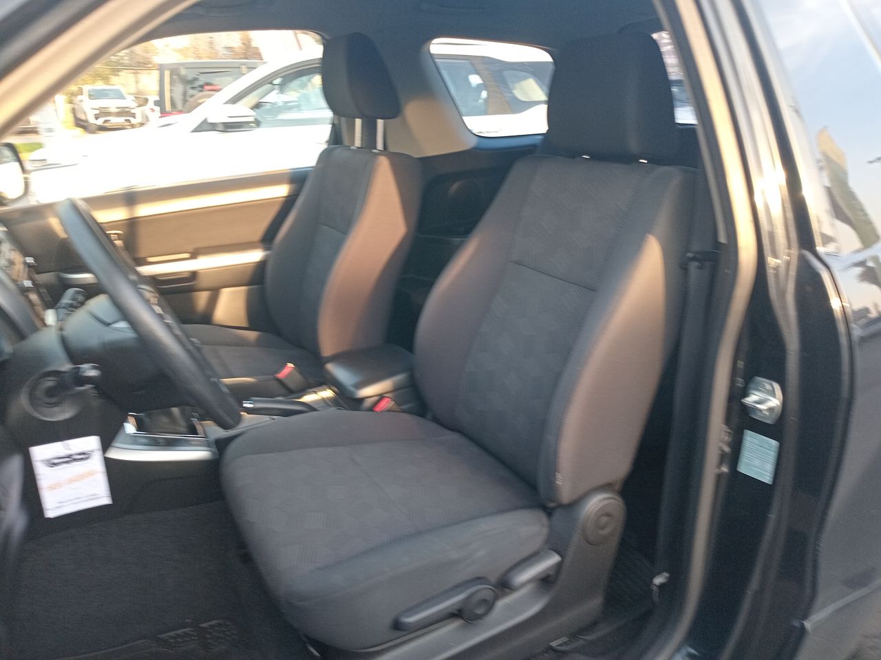 Suzuki Grand Vitara — foto 16 de 26