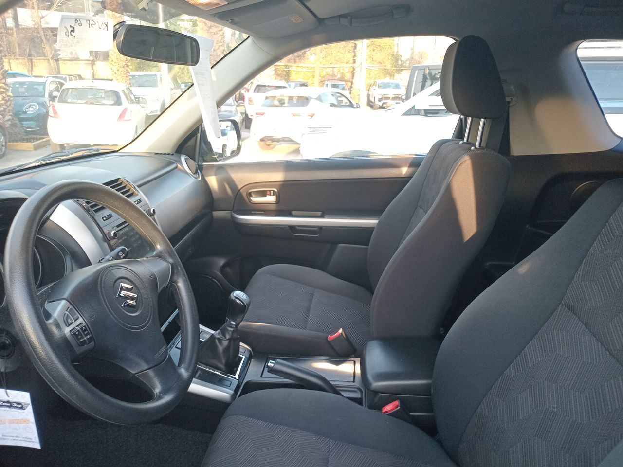 Suzuki Grand Vitara — foto 3 de 26