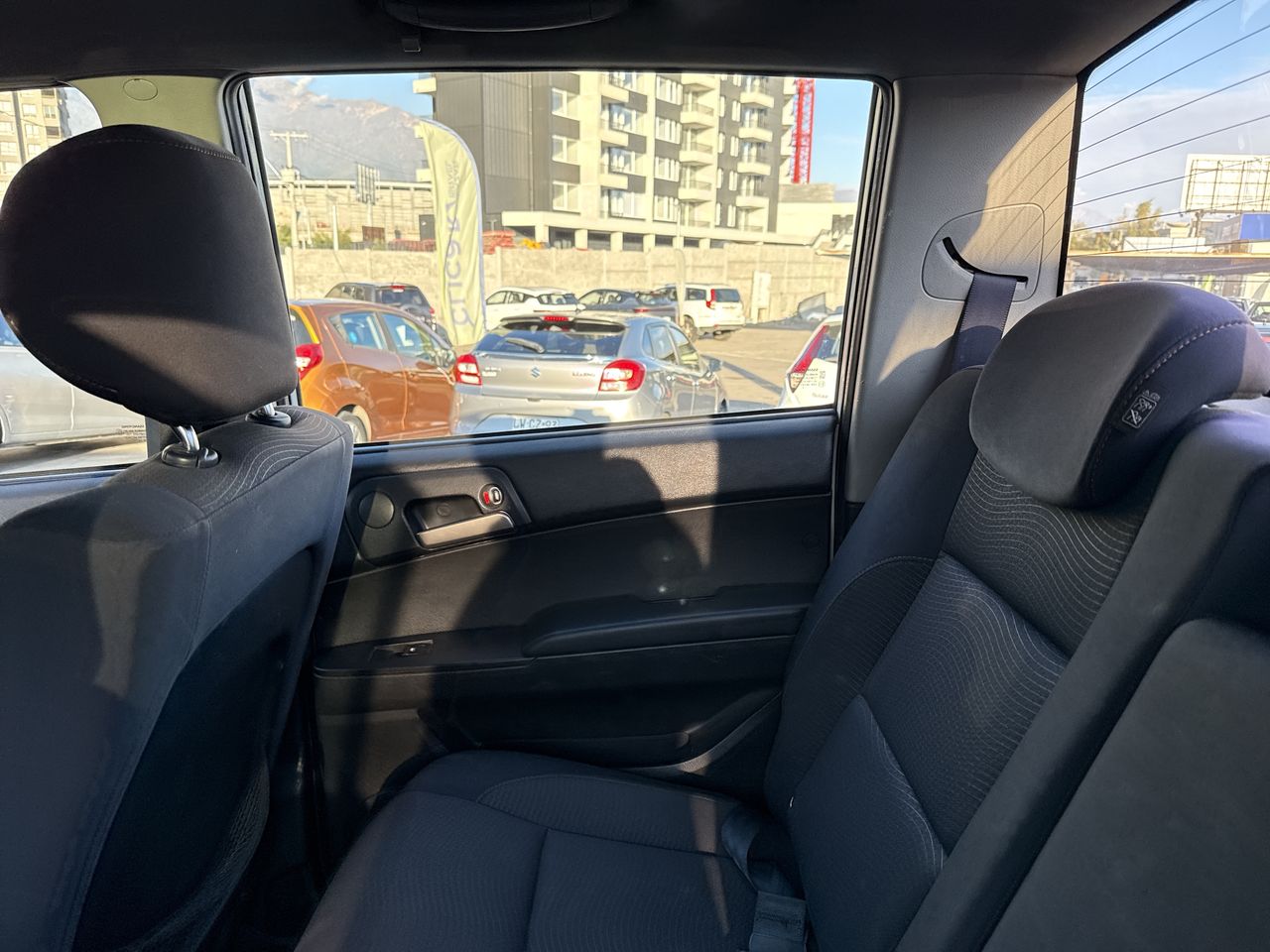 SSANGYONG - 12