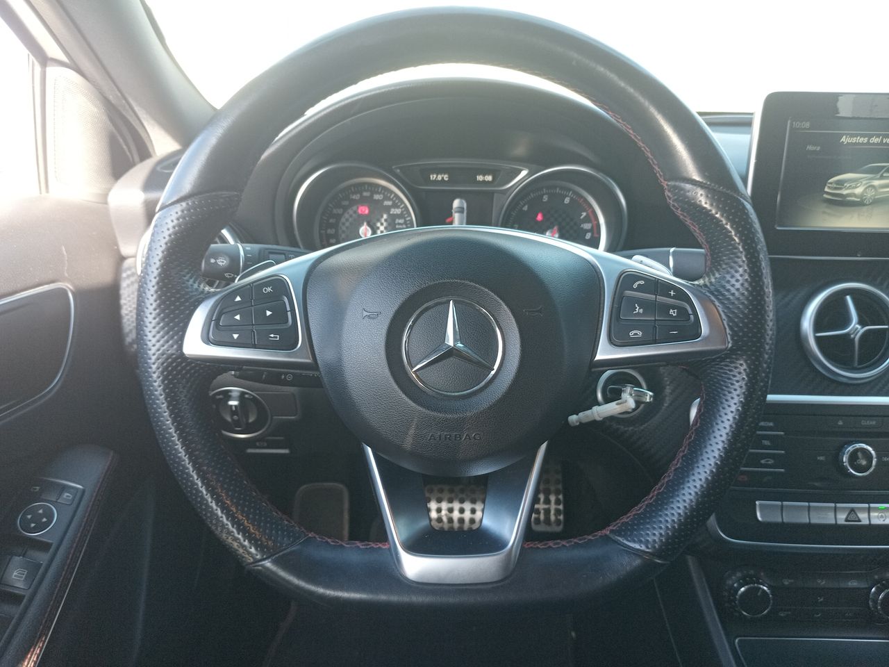 MERCEDES BENZ - 26