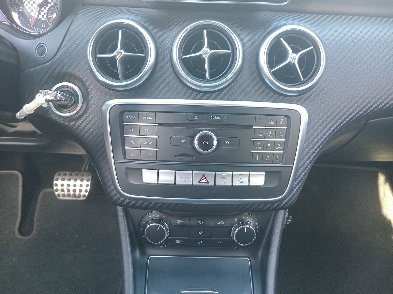 MERCEDES BENZ - 30