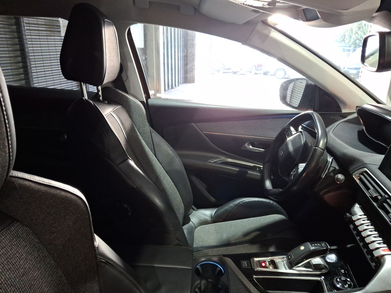 Peugeot 3008 — foto 17 de 35