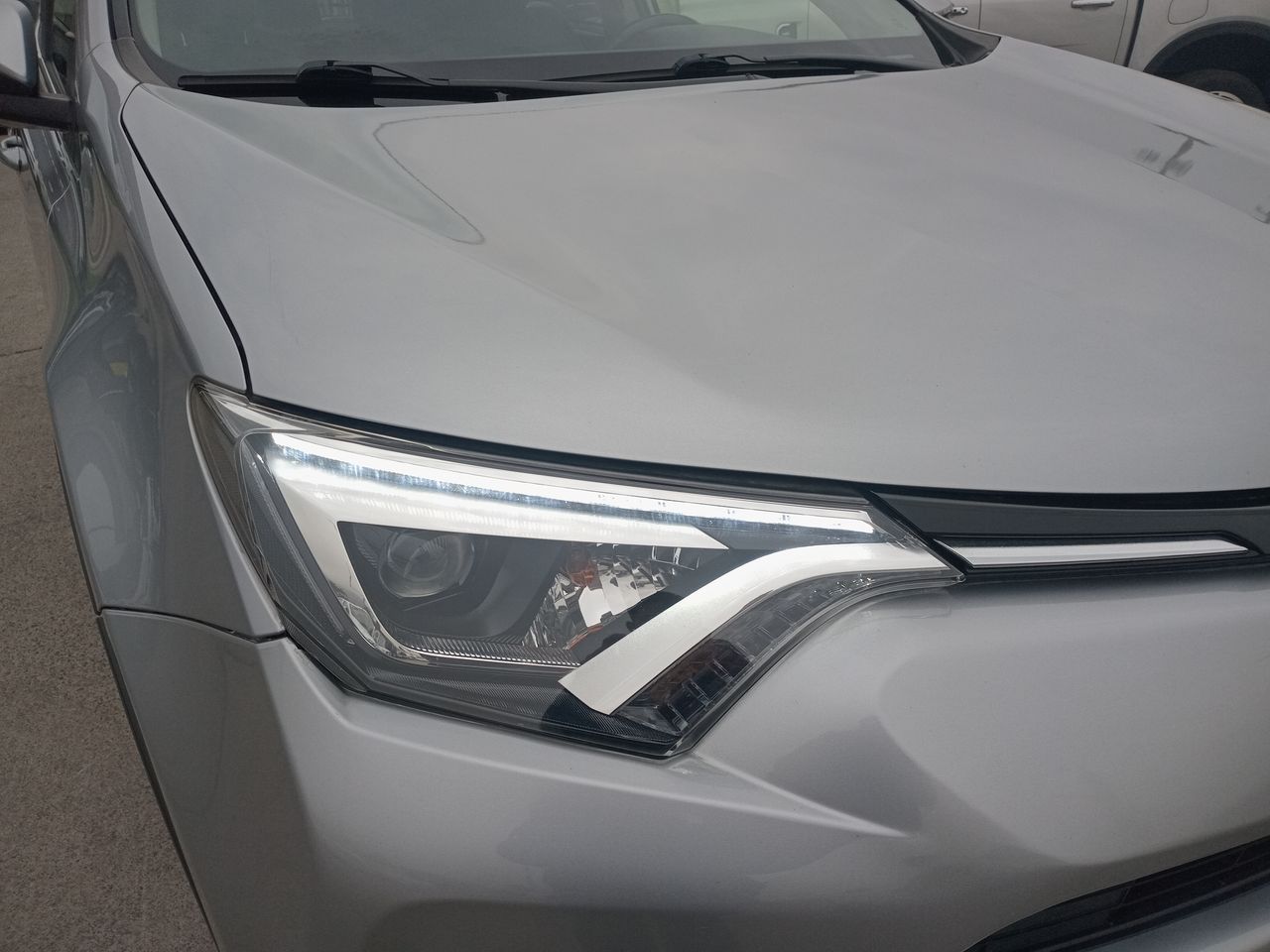 TOYOTA - 8