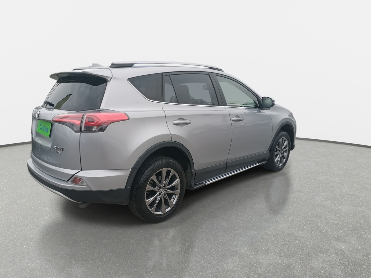 Toyota RAV4 — foto 8 de 35