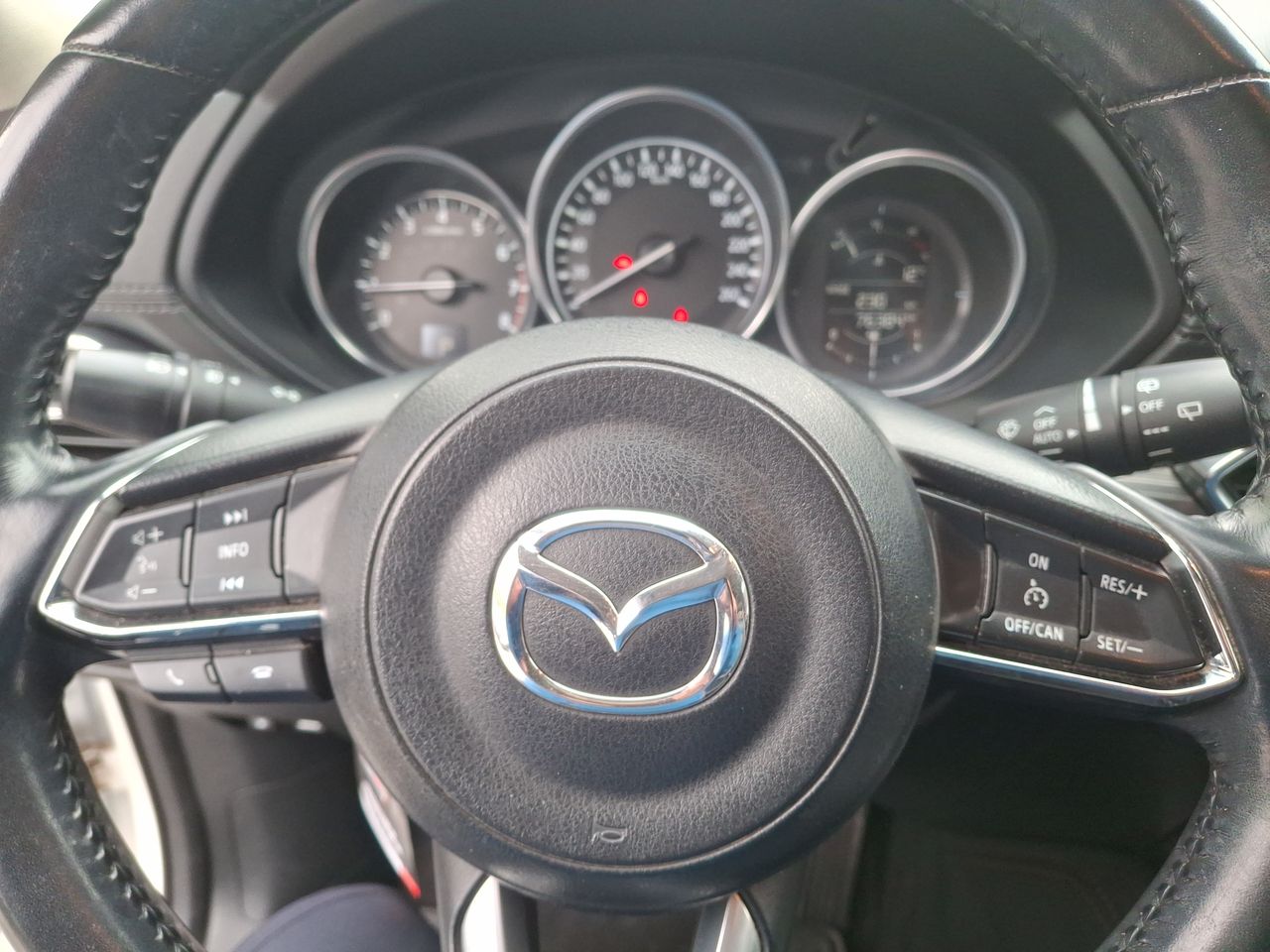 MAZDA - 24
