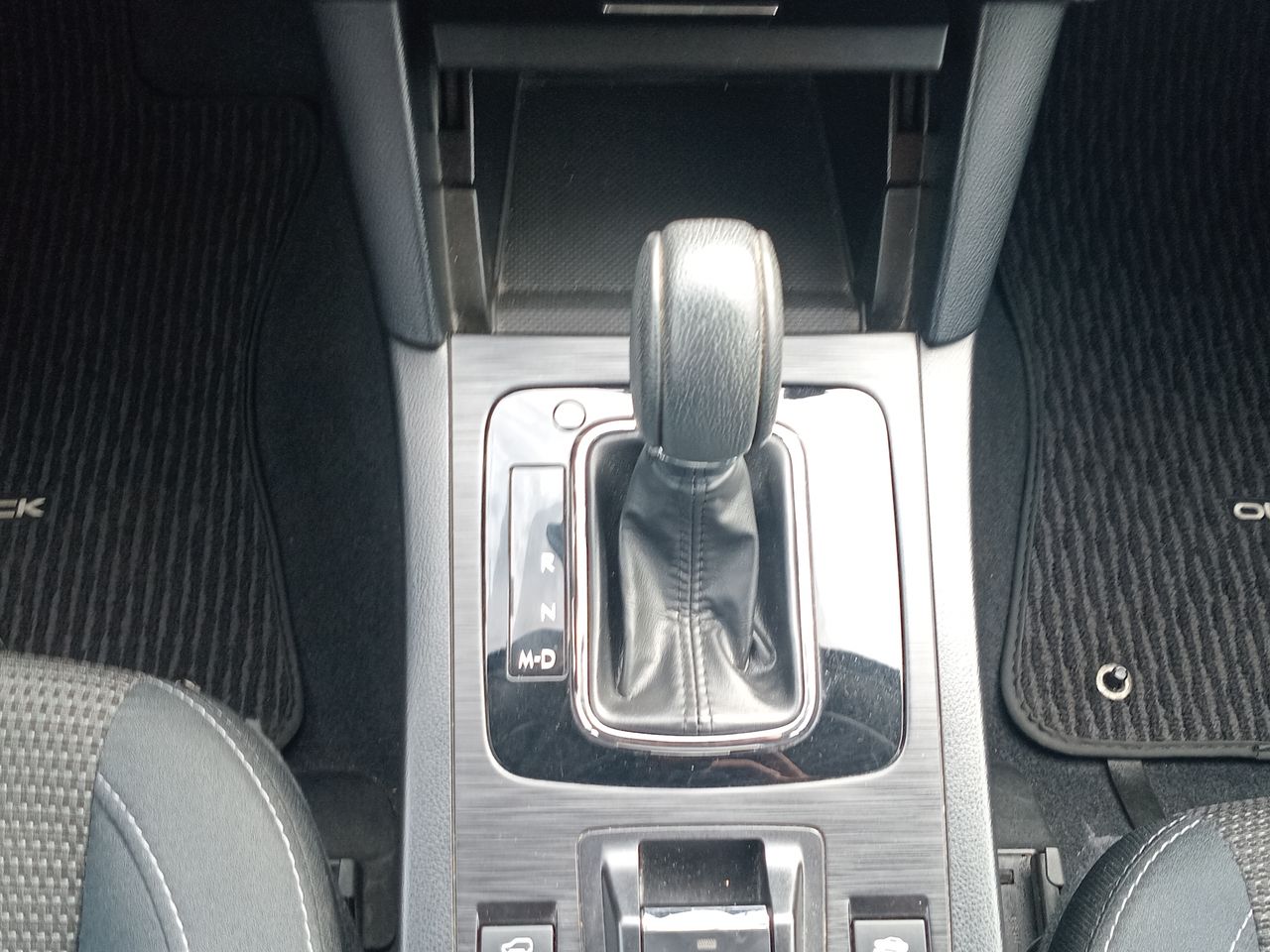 Subaru Outback — foto 22 de 27