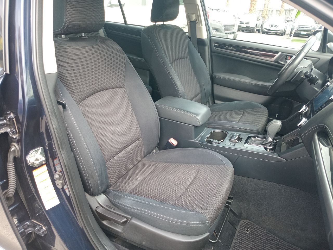 Subaru Outback — foto 25 de 27